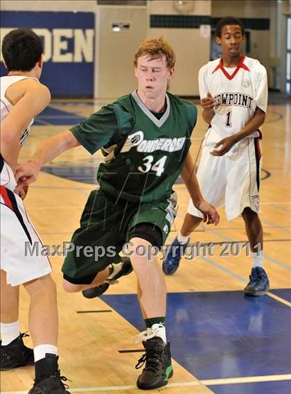 Thumbnail 3 in Ponderosa vs. Viewpoint (MaxPreps Holiday Classic) photogallery.