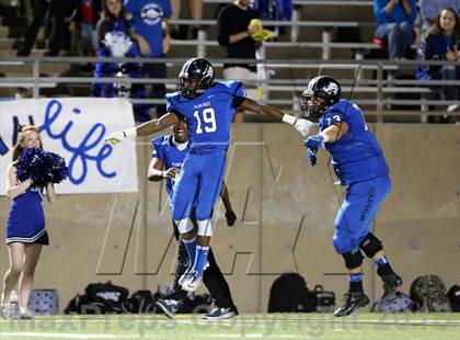 Thumbnail 2 in Boyd vs Plano West photogallery.