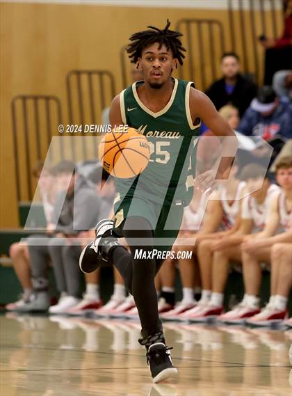 Thumbnail 1 in Moreau Catholic @ Redwood (De La Salle MLK Classic) photogallery.