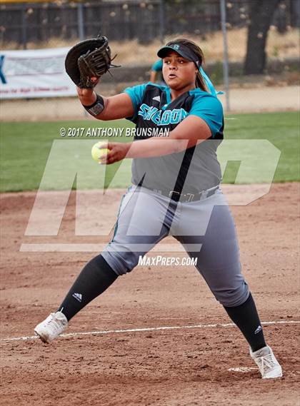 Thumbnail 2 in Sheldon vs. Tracy (CIF SJS D1 Final) photogallery.