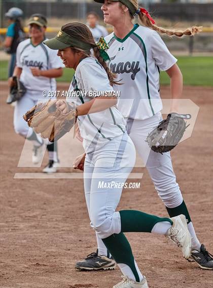 Thumbnail 2 in Sheldon vs. Tracy (CIF SJS D1 Final) photogallery.