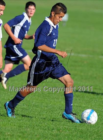 Thumbnail 2 in Lebanon Catholic @ Lancaster Catholic photogallery.