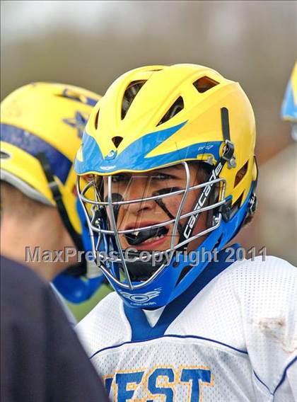 Thumbnail 1 in Williamsville South vs. West Seneca West photogallery.