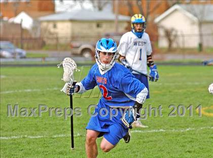 Thumbnail 1 in Williamsville South vs. West Seneca West photogallery.