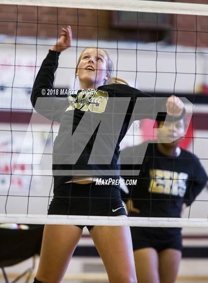 Thumbnail 2 in Enochs @ Modesto photogallery.