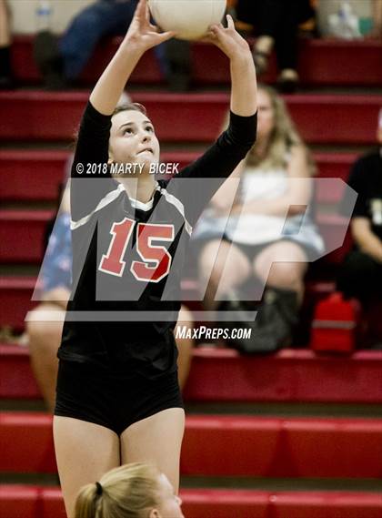 Thumbnail 2 in Enochs @ Modesto photogallery.
