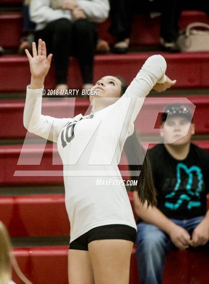 Thumbnail 2 in Enochs @ Modesto photogallery.