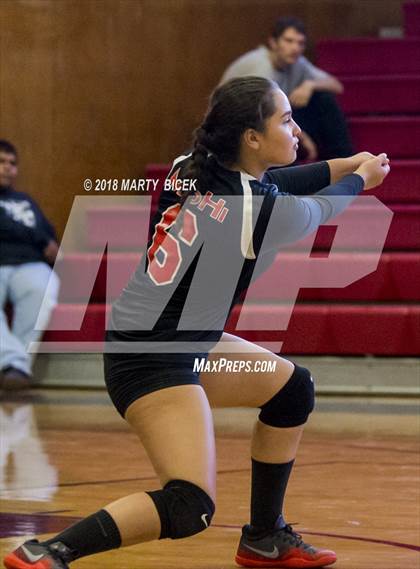Thumbnail 3 in Enochs @ Modesto photogallery.