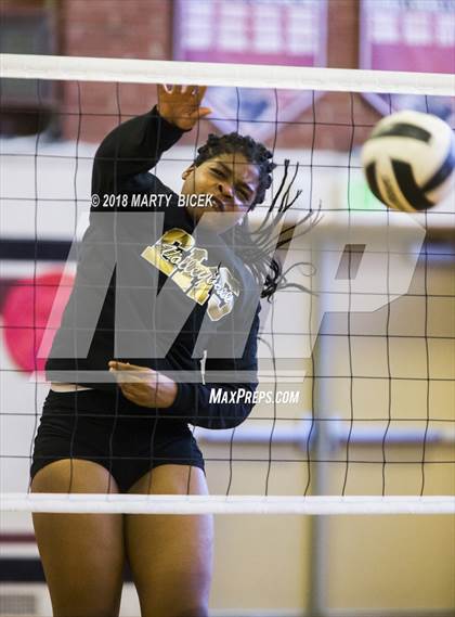 Thumbnail 3 in Enochs @ Modesto photogallery.