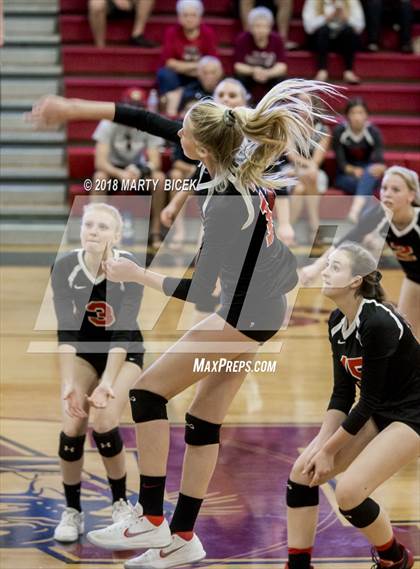 Thumbnail 3 in Enochs @ Modesto photogallery.