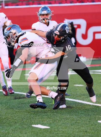 Thumbnail 3 in Skyridge vs. Corner Canyon (UHSAA 6A Final) photogallery.