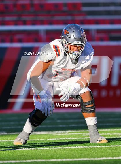 Thumbnail 1 in Skyridge vs. Corner Canyon (UHSAA 6A Final) photogallery.