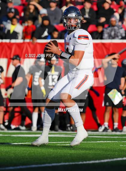 Thumbnail 3 in Skyridge vs. Corner Canyon (UHSAA 6A Final) photogallery.