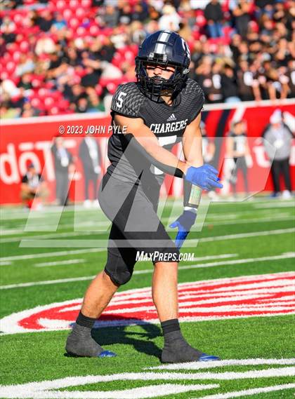 Thumbnail 2 in Skyridge vs. Corner Canyon (UHSAA 6A Final) photogallery.