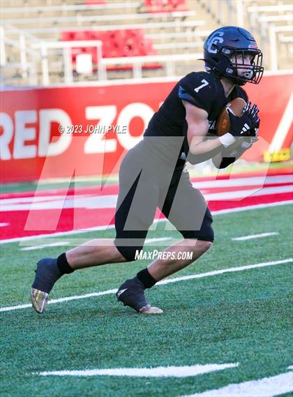 Thumbnail 3 in Skyridge vs. Corner Canyon (UHSAA 6A Final) photogallery.