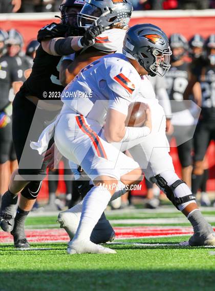 Thumbnail 2 in Skyridge vs. Corner Canyon (UHSAA 6A Final) photogallery.