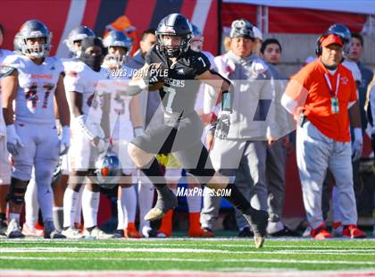 Thumbnail 2 in Skyridge vs. Corner Canyon (UHSAA 6A Final) photogallery.