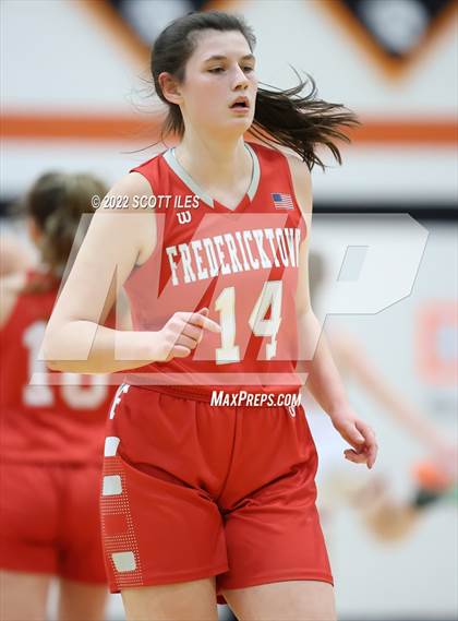 Thumbnail 2 in Fredericktown @ Amanda-Clearcreek (OHSAA D3 Sectional Final) photogallery.