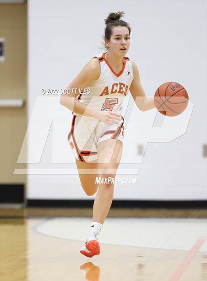 Thumbnail 3 in Fredericktown @ Amanda-Clearcreek (OHSAA D3 Sectional Final) photogallery.