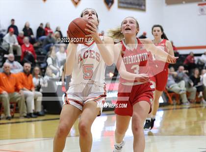 Thumbnail 3 in Fredericktown @ Amanda-Clearcreek (OHSAA D3 Sectional Final) photogallery.