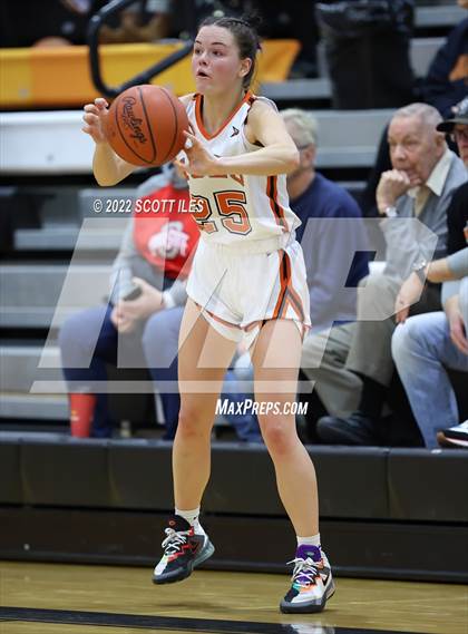 Thumbnail 3 in Fredericktown @ Amanda-Clearcreek (OHSAA D3 Sectional Final) photogallery.