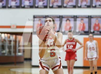 Thumbnail 2 in Fredericktown @ Amanda-Clearcreek (OHSAA D3 Sectional Final) photogallery.