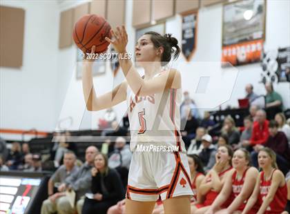 Thumbnail 2 in Fredericktown @ Amanda-Clearcreek (OHSAA D3 Sectional Final) photogallery.