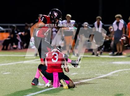 Thumbnail 2 in Refugio vs Three Rivers photogallery.