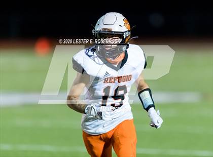Thumbnail 1 in Refugio vs Three Rivers photogallery.