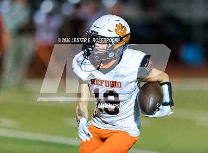 Thumbnail 1 in Refugio vs Three Rivers photogallery.