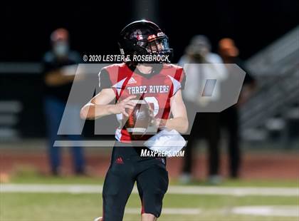 Thumbnail 2 in Refugio vs Three Rivers photogallery.
