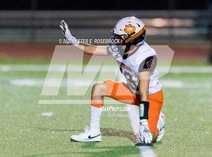 Thumbnail 2 in Refugio vs Three Rivers photogallery.