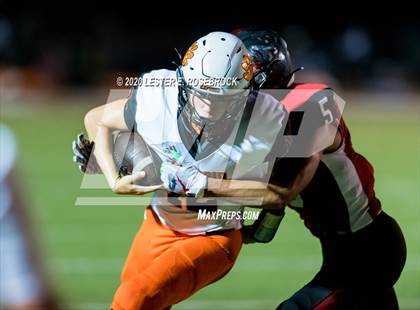 Thumbnail 1 in Refugio vs Three Rivers photogallery.