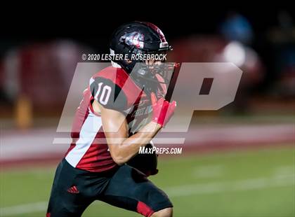 Thumbnail 1 in Refugio vs Three Rivers photogallery.