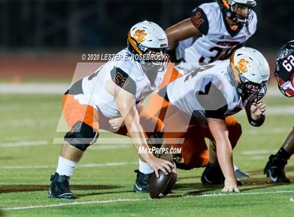 Thumbnail 2 in Refugio vs Three Rivers photogallery.