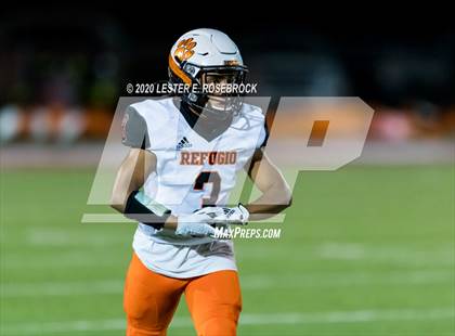 Thumbnail 1 in Refugio vs Three Rivers photogallery.