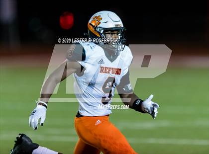 Thumbnail 2 in Refugio vs Three Rivers photogallery.