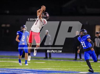 Thumbnail 3 in Mustang @ Deer Creek photogallery.