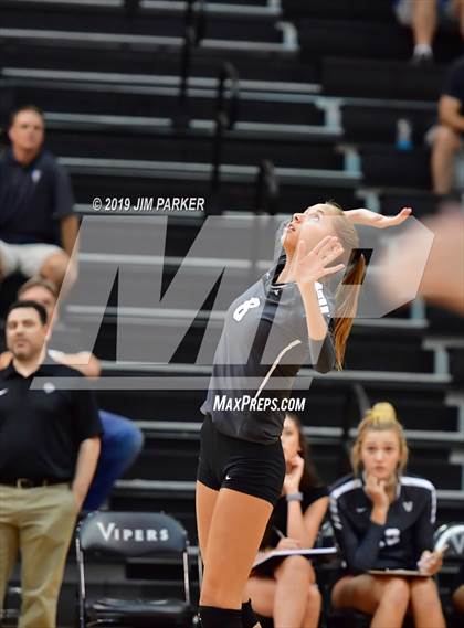 Thumbnail 2 in Bowie @ Vandegrift  photogallery.