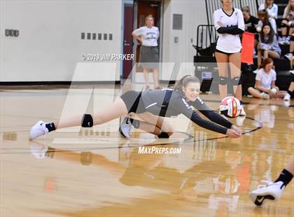 Thumbnail 3 in Bowie @ Vandegrift  photogallery.