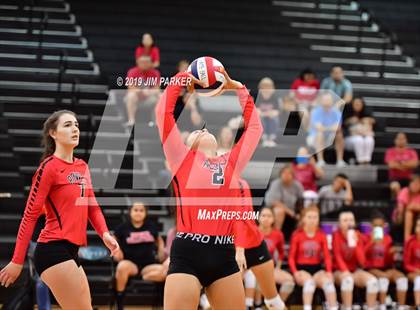 Thumbnail 3 in Bowie @ Vandegrift  photogallery.