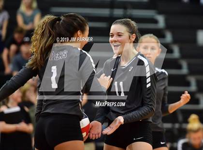 Thumbnail 3 in Bowie @ Vandegrift  photogallery.