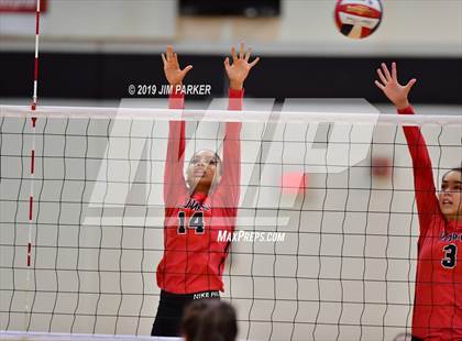 Thumbnail 2 in Bowie @ Vandegrift  photogallery.