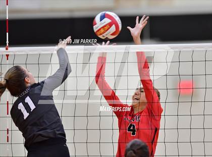 Thumbnail 3 in Bowie @ Vandegrift  photogallery.