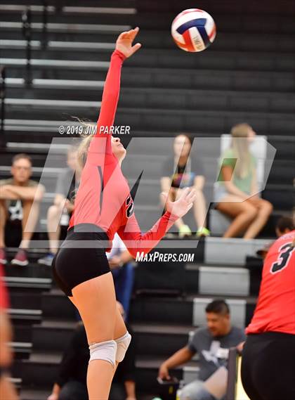 Thumbnail 3 in Bowie @ Vandegrift  photogallery.