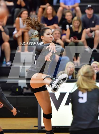 Thumbnail 3 in Bowie @ Vandegrift  photogallery.