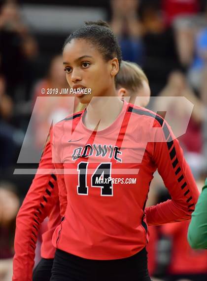 Thumbnail 1 in Bowie @ Vandegrift  photogallery.