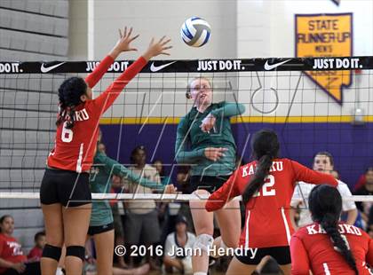 Thumbnail 1 in Mira Costa vs Kahuku (Durango Fall Classic) photogallery.