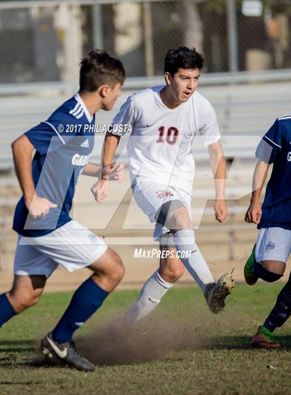 Thumbnail 3 in Gabrielino vs Maranatha photogallery.