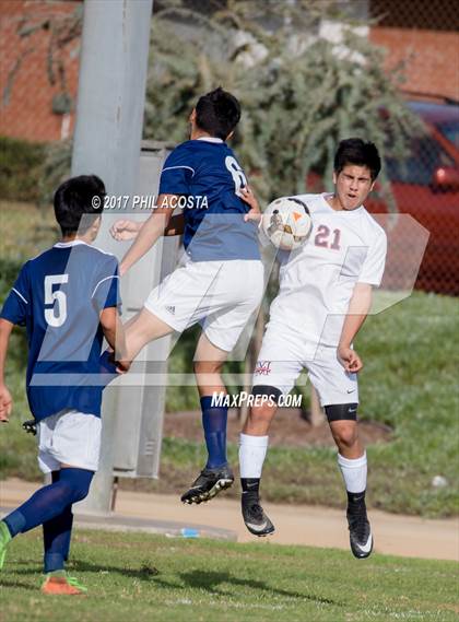 Thumbnail 1 in Gabrielino vs Maranatha photogallery.